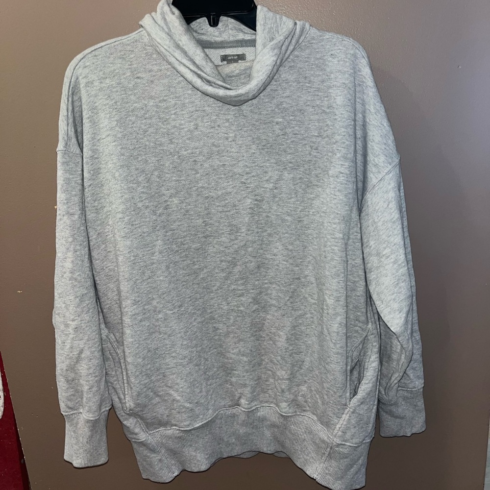 AERIE gray womens turtleneck sweatshirt